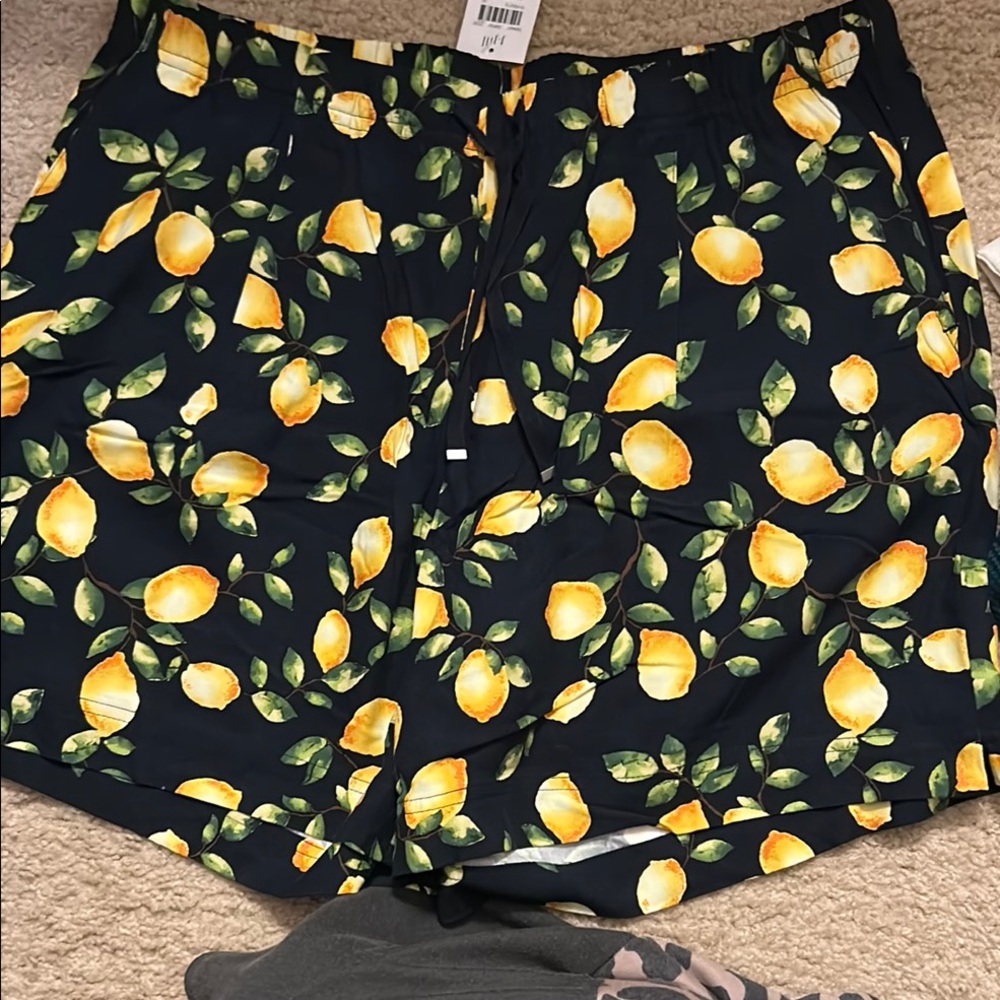 J. Jill Women's Lemon Print Cargo Shorts